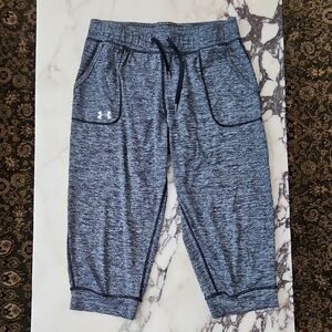 Under Armour Heather Gray Capris